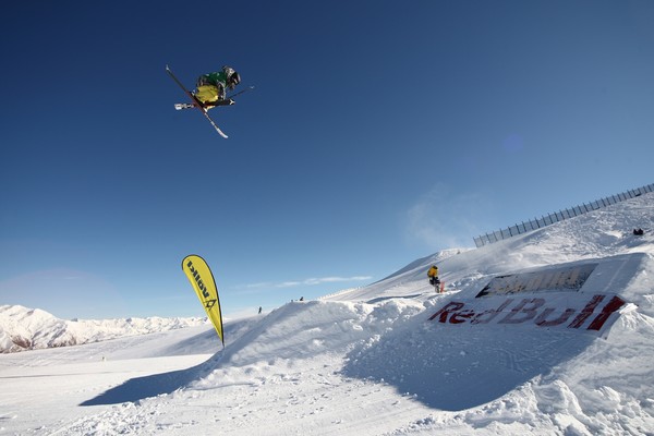 Sammy Carlson competing in 2008